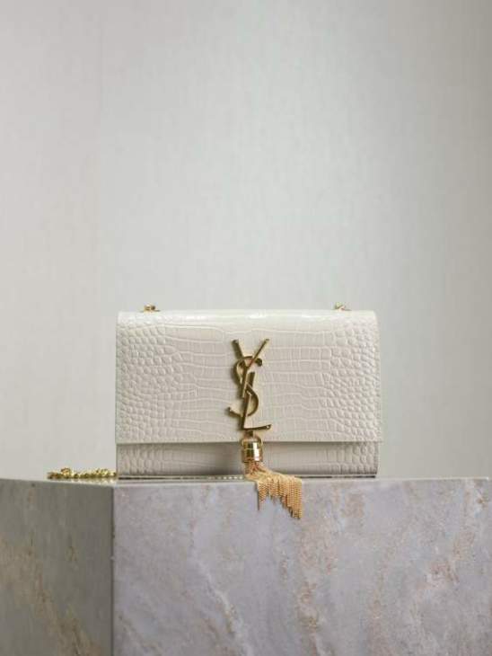 Picture of Saint Laurent Handbags _SKUfw193072774fw